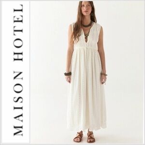 NEW MAISON HOTEL amandine dress in lord byron pearl